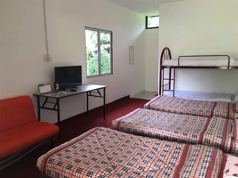 Kampung Poring Kinabalu Poring Vacation Lodge מראה חיצוני תמונה
