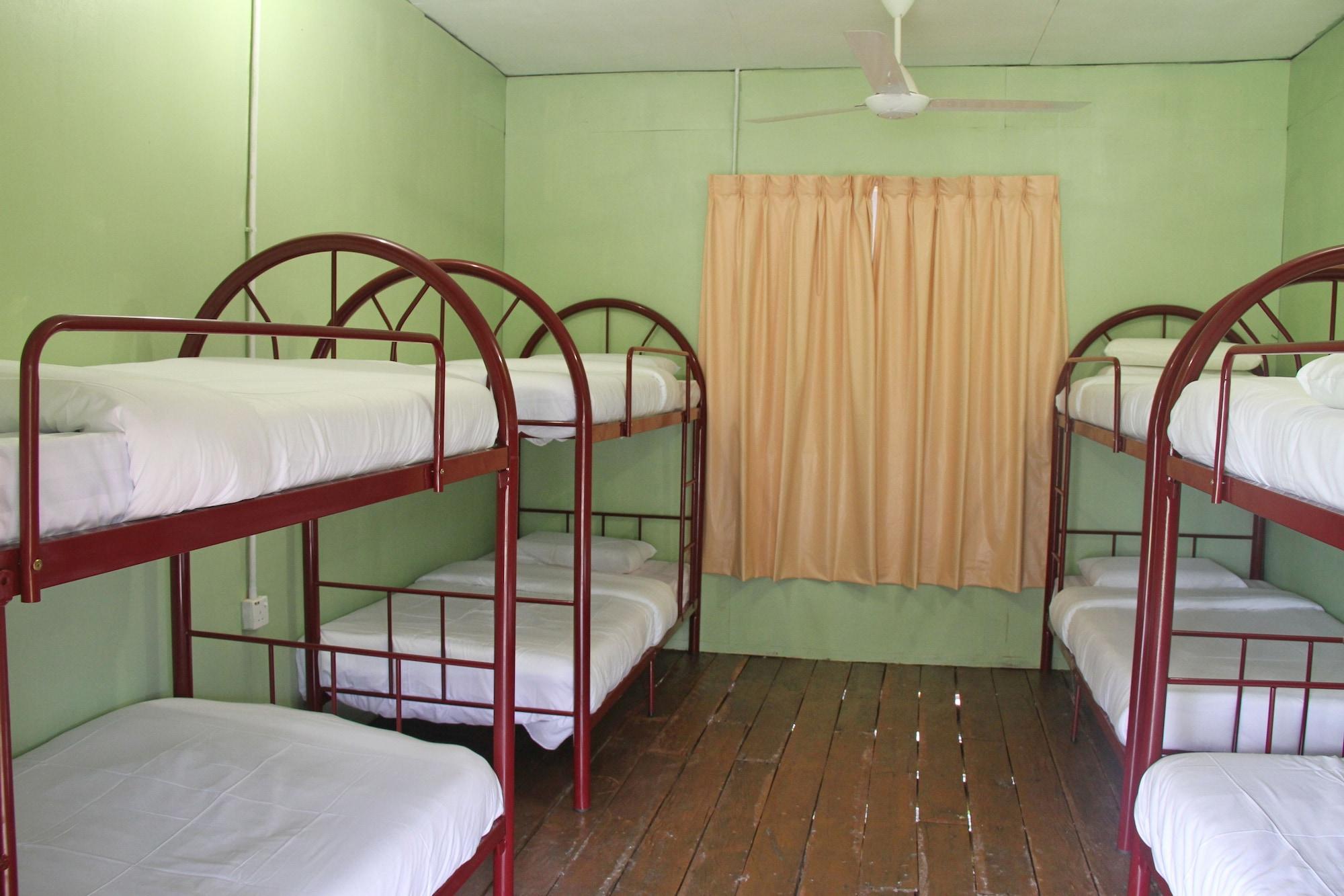 Kampung Poring Kinabalu Poring Vacation Lodge מראה חיצוני תמונה