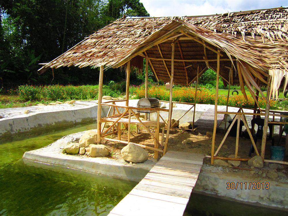 Kampung Poring Kinabalu Poring Vacation Lodge מראה חיצוני תמונה