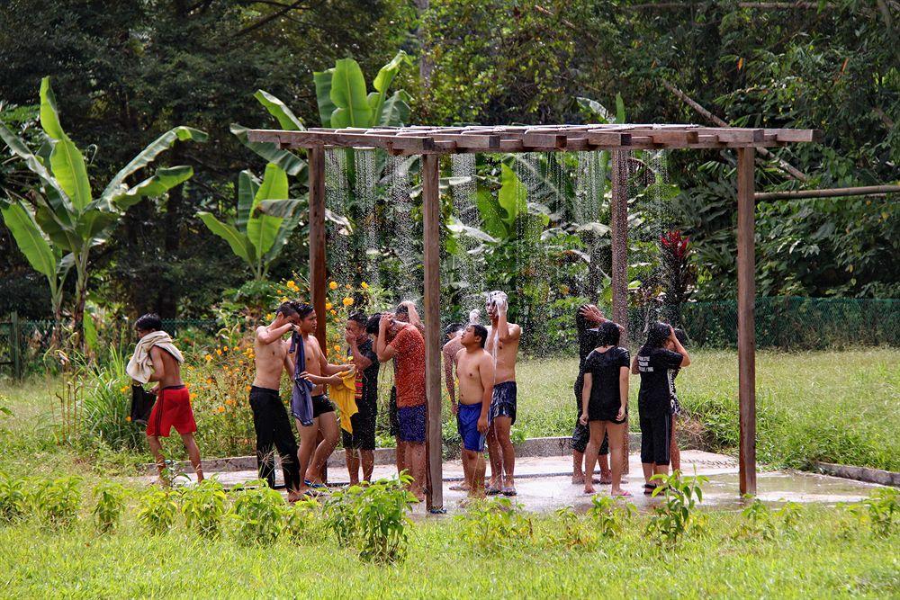 Kampung Poring Kinabalu Poring Vacation Lodge מראה חיצוני תמונה