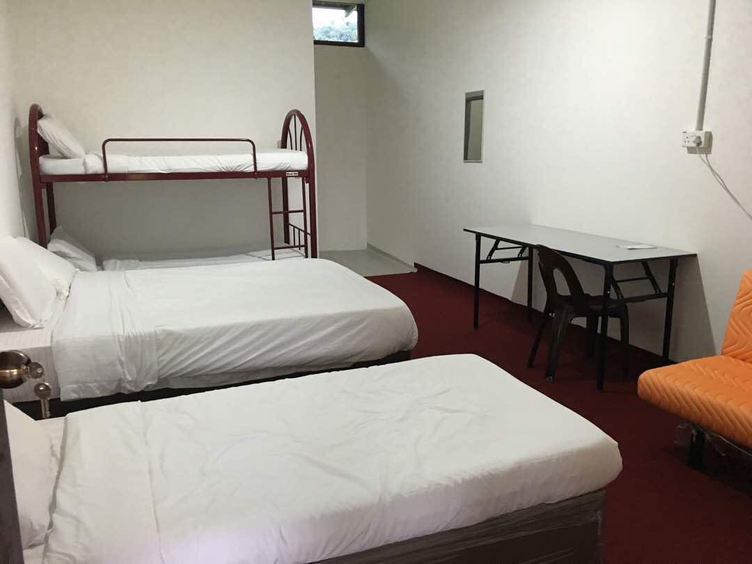 Kampung Poring Kinabalu Poring Vacation Lodge מראה חיצוני תמונה