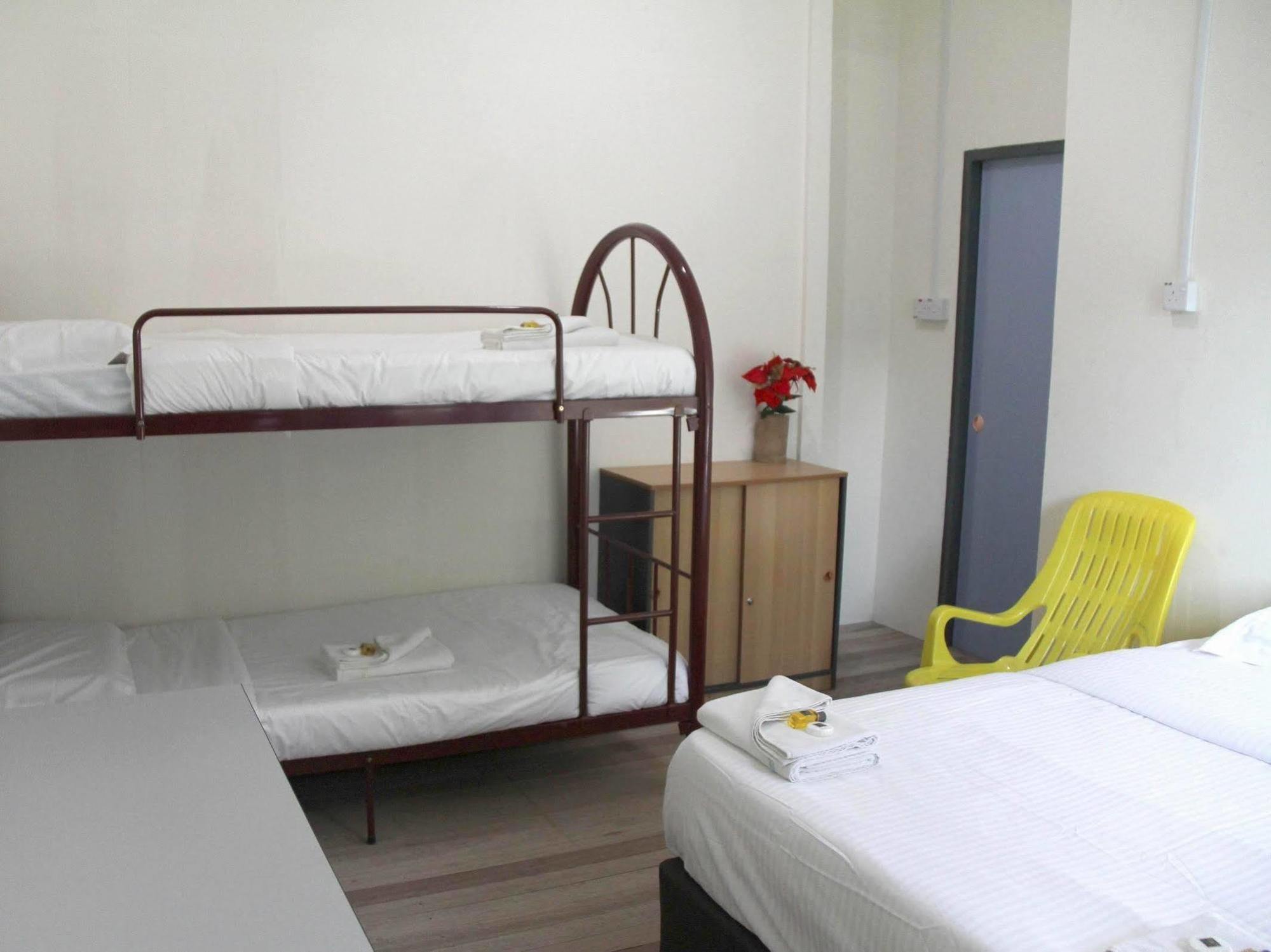 Kampung Poring Kinabalu Poring Vacation Lodge מראה חיצוני תמונה