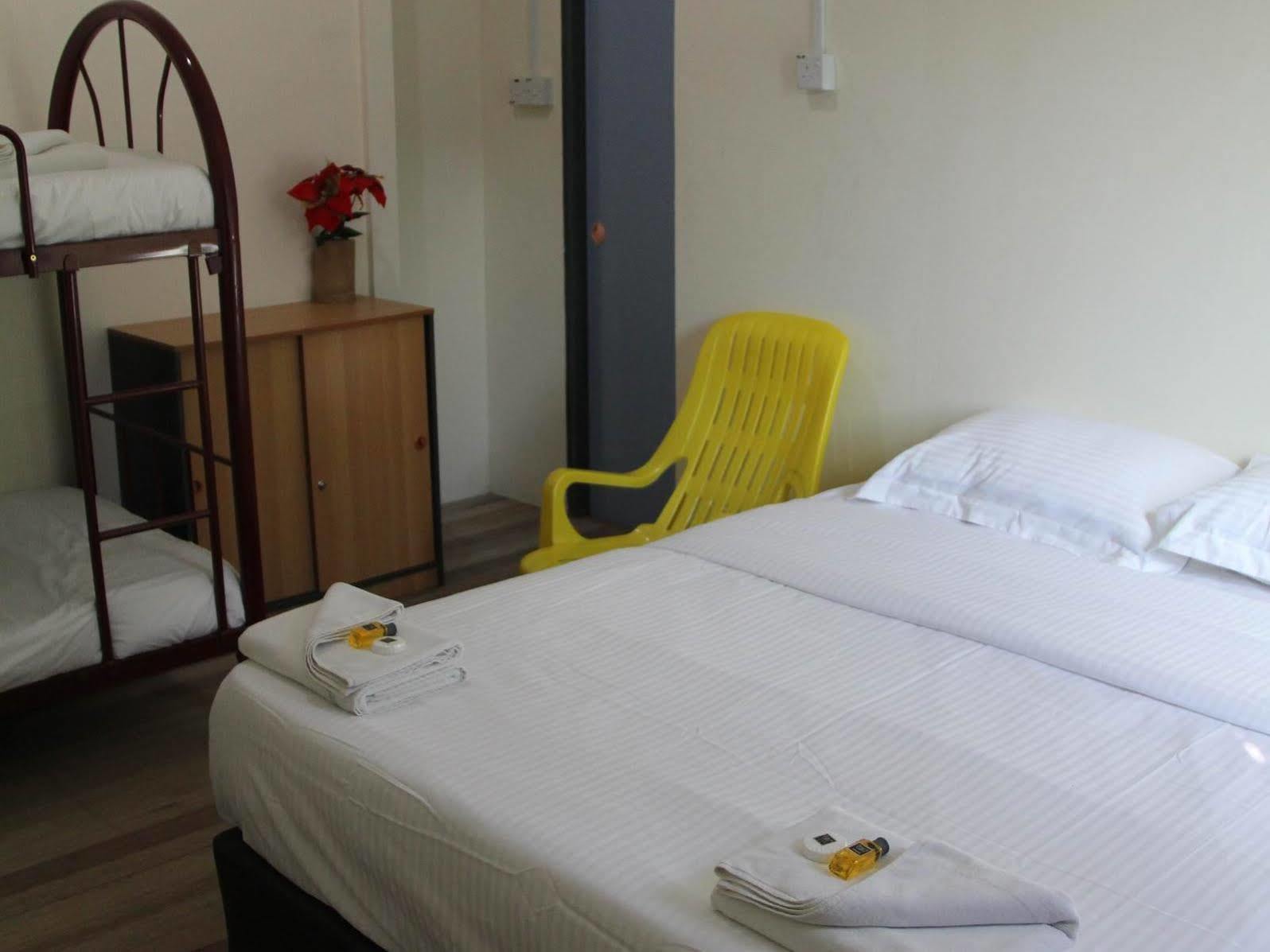 Kampung Poring Kinabalu Poring Vacation Lodge מראה חיצוני תמונה
